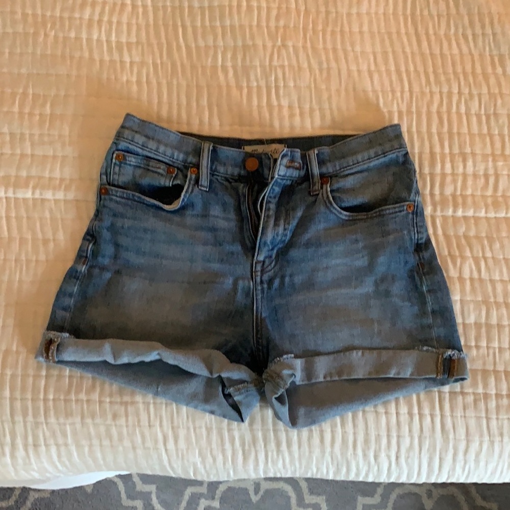 Madewell jeans shorts size 26